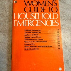 Womens Guide to Household Emergencies Readers Digest 1973 Booklet Vintage